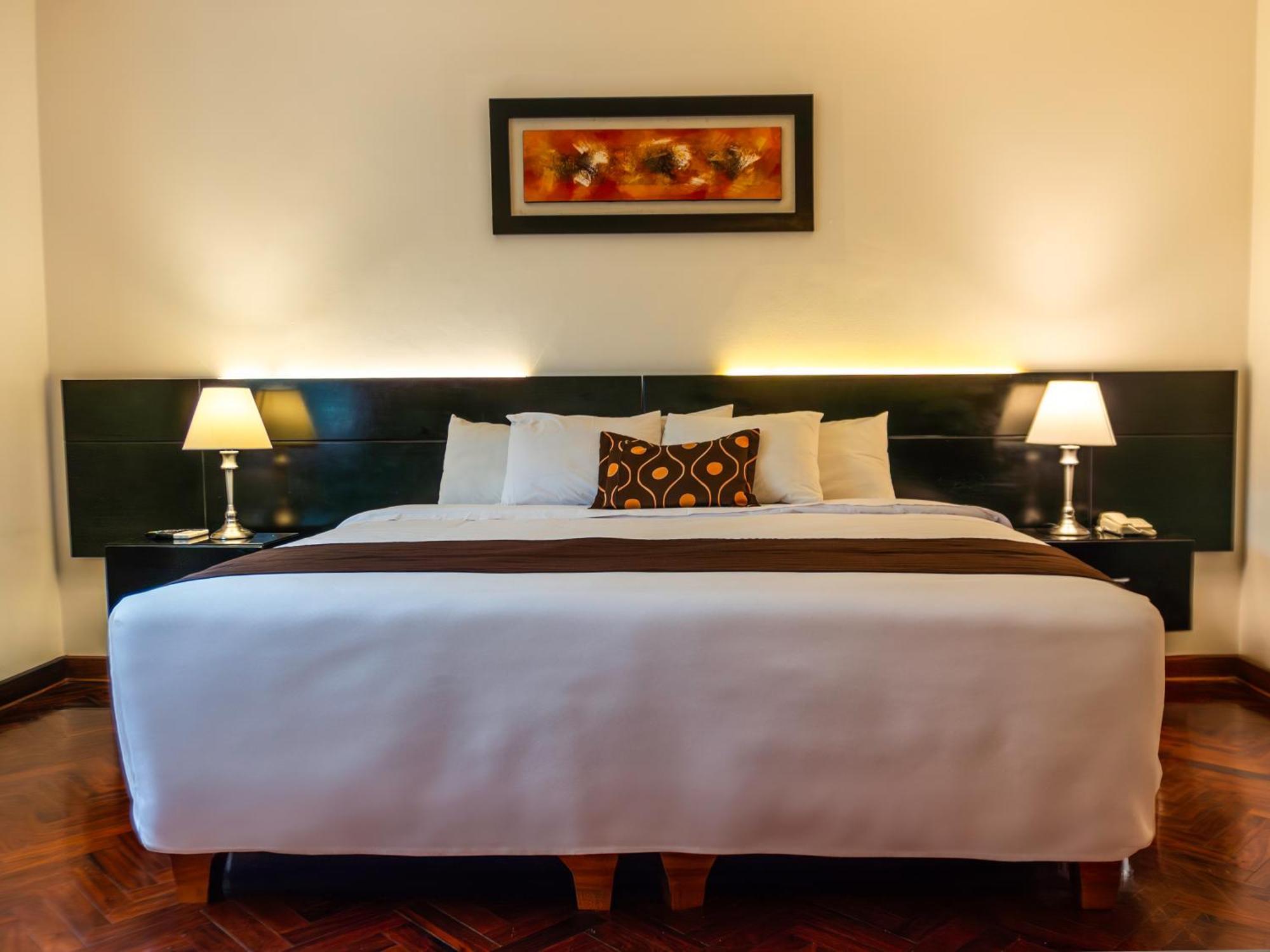 Ferre De Hotel 3*