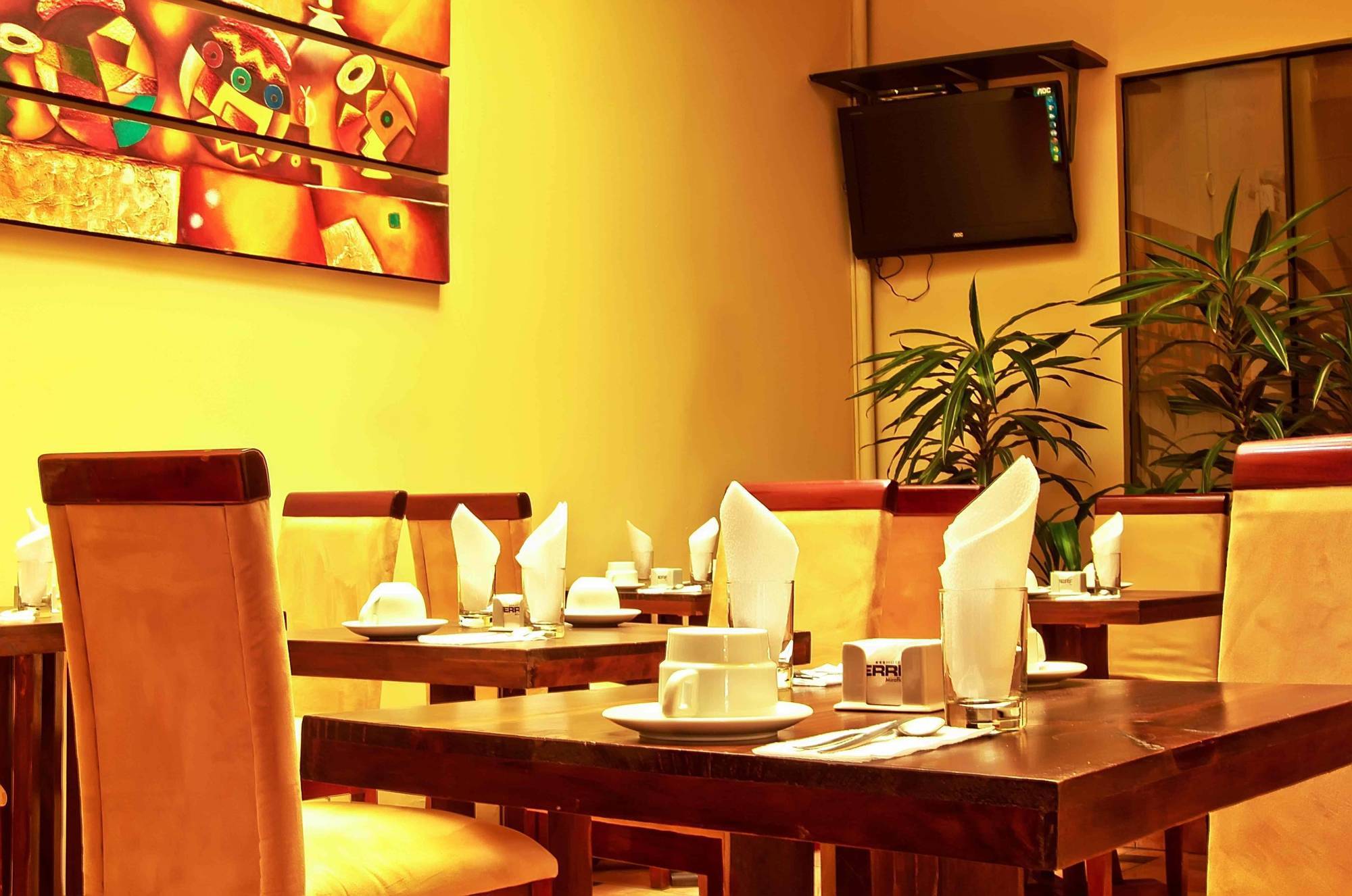 Ferre De Hotel Lima